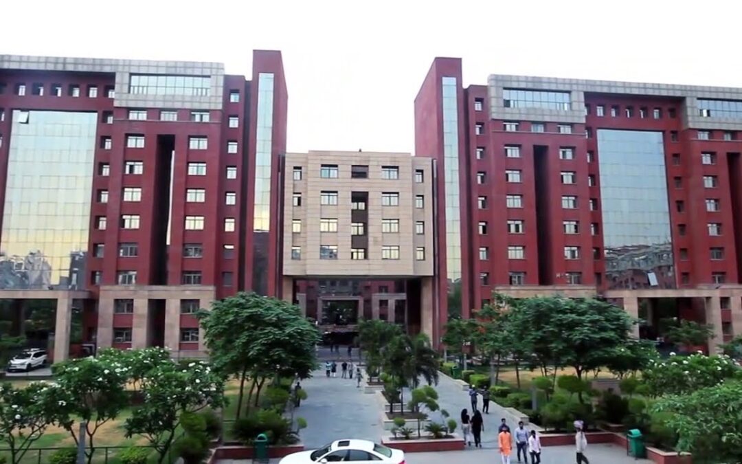 What should I do if I no longer have access to my Amizone account of Amity University?