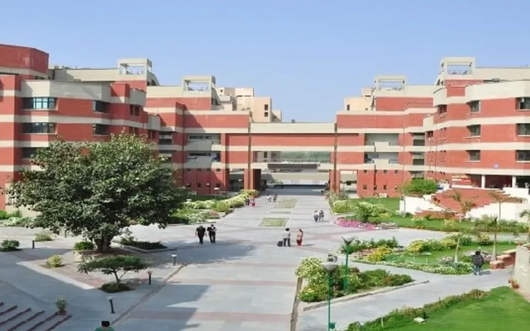 Is there an online application process available for GGSIPU transcripts?