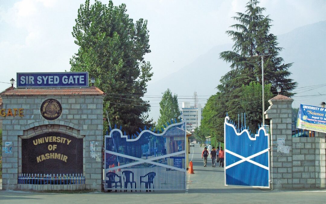 What documents are required to apply for a Kashmir University transcript?