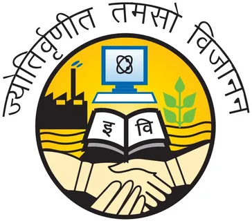 Where should I submit the transcript application form at IP University, Delhi?
