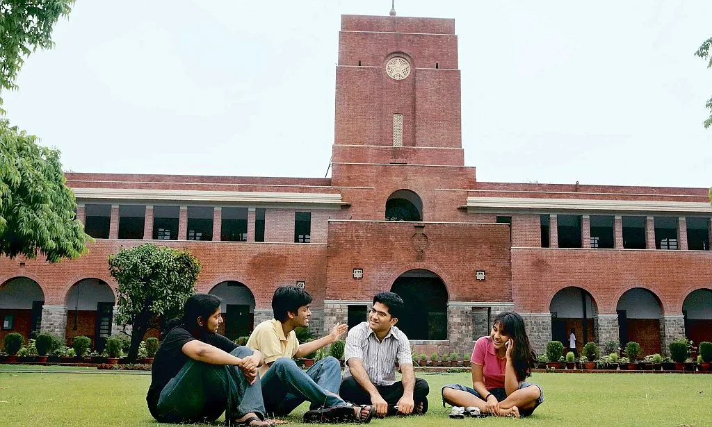 Is a degree required while applying for a transcript at Delhi University?