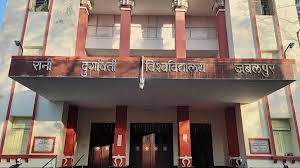 Does Rani Durgavati Vishwavidyalaya send transcripts directly to WES?